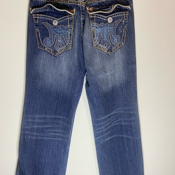 Jeans - Picture 2 of 3